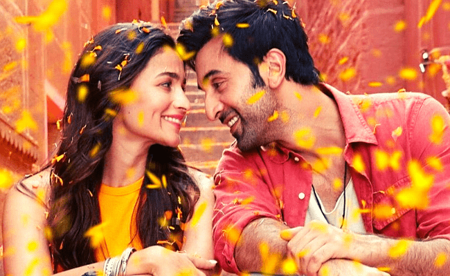 Alia Bhatt and Ranbir Kapoor's wedding finally confirmed by Ayan Mukerji with a romantic Brahmastra video