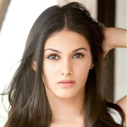 Amyra Dastur to play as Rajkummar Rao's love interest in Mental Hai Kya