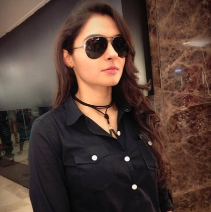 Andrea in Vishal's Thupparivaalan