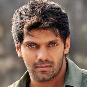 arya-refuses-to-watch-jais-balloon-with-raai-laxmi-as-its-a-horror-film-photos-pictures-stills-2 Arya refuses a movie date with this gorgeous actress