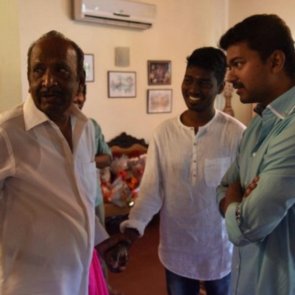 Atlee might pen the dialogues for director Mahendran's next