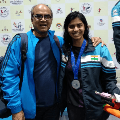 A.V. Jayaveena daughter of actor Thalaivasal Vijay wins silver in South Asian Games 2019