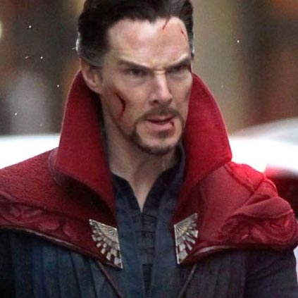 Benedict Cumberbatch saves a delivery boy who was being attacked