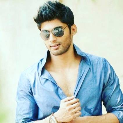 Bigg Boss 3 fame attends Cheran's next film's special show