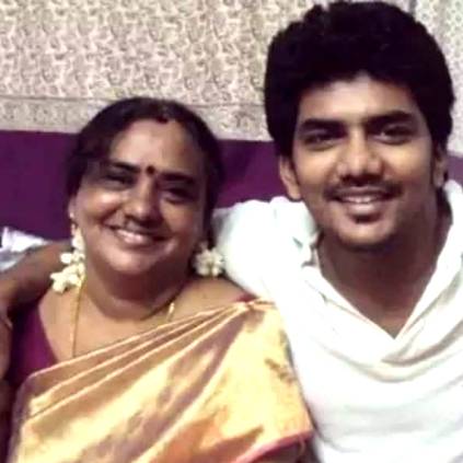 Bigg Boss 3 Kavin takes his mother Rajalakshmi out of jail in bail