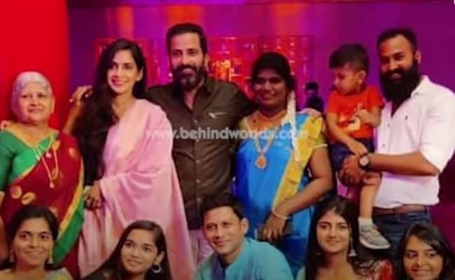 Bigg Boss 4 contestants gather around at Archana