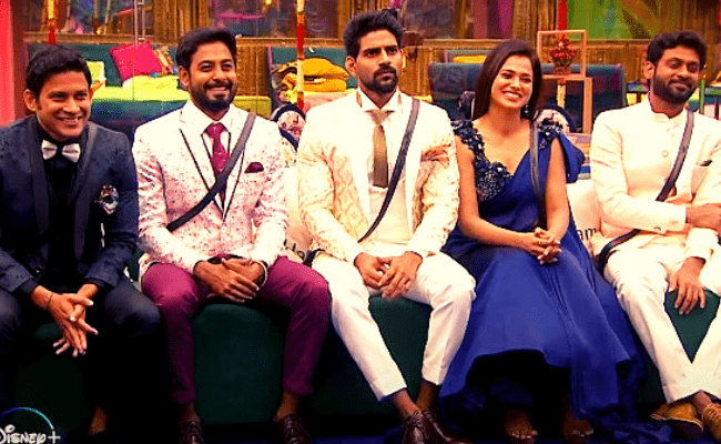 Bigg Boss Tamil 4 finalists receive surprise gifts from Kamal Haasan ft Aari, Rio, Bala, Ramya, Som