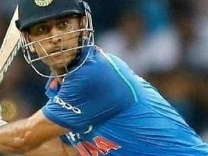 Celebrities react to Dhoni's retirement - From Prithviraj Sukumaran to Ravichandran Ashwin, who said what