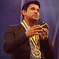Gautham Menon awards Chiyaan Vikram