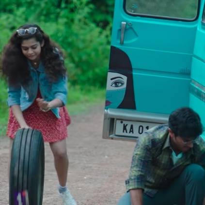 Chota Sa Fasana full Video Song from Karwaan