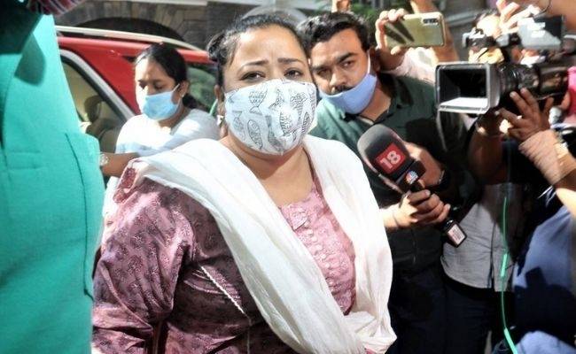 Comedienne Bharti Singh arrested by NCB with regard to drug case