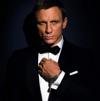 Daniel Craig is said to attend a football match in India on June 11th