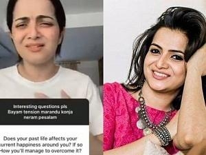 "At a time, falling in love with four, five people..." DD answers questions on her past, second love and more! VIDEOS