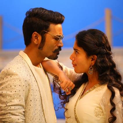 Dhanush's Rowdy Baby song got top 4 position in Billiboard magazine