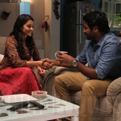 Gayathrie on new trailer of Vijay Sethupathi's Puriyatha Puthir