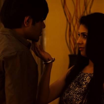 Idhu Enna Mayakkam song lyric video from Kadhal Mattum Vena