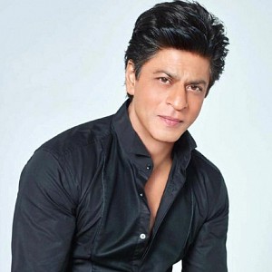 Director opens up: “When I first saw SRK, he was with this drunk woman!”