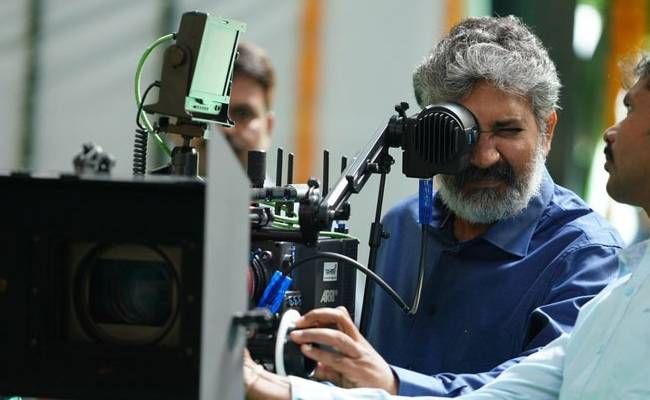 In midst of RRR, SS Rajamouli to complete this new project