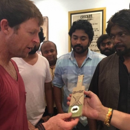 Jonty Rhodes was a part of Thittam Pottu Thirudura Kootam shoot