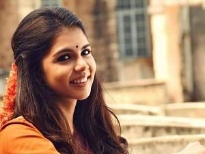 Kalyani Priyadharshan introduces her NEW 'friend' to us on Instagram!