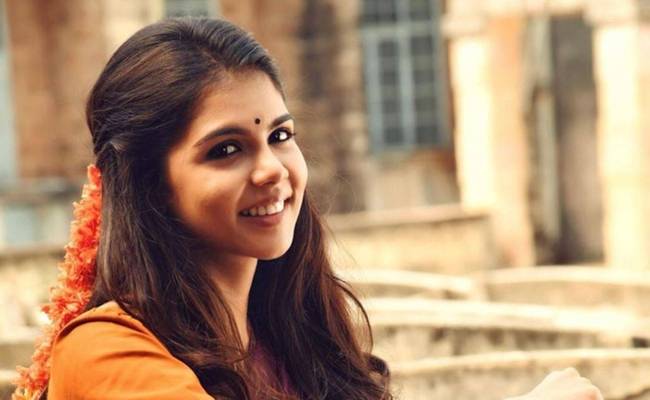 Kalyani Priyadharshan introduces her NEW friend on Instagram