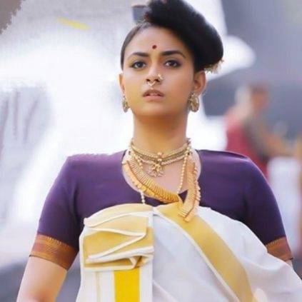 Keerthy Suresh fabulous look from her latest movie ft Marakkar Arabikadalinte Simham, Mohanlal