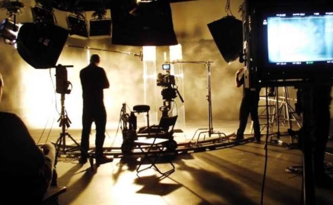 Kurangu Bommai actress Delna Davis to make tv debut