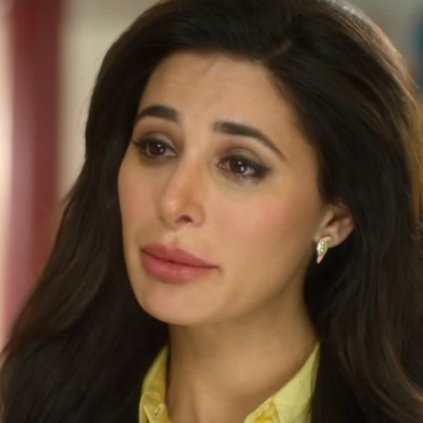 Nargis Fakhiri has been cheated of 6 Lakhs