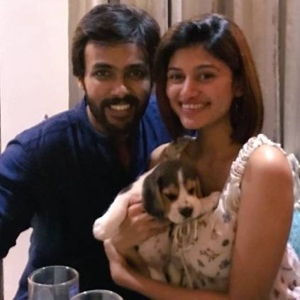 Oviya celebrates her birthday with Arav, picture goes viral