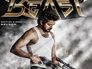 Pakka treat: Popular actor joins the sets of Thalapathy Vijay's Beast; fans super-happy!