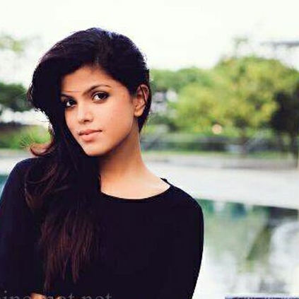 Pooja Devariya is part of Vijay Sethuparhi's Aandavan Kattalai