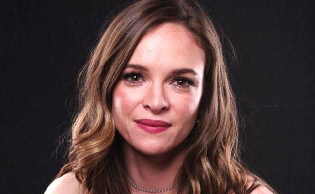 Popular actress gives birth to child both safe ft Danielle Panabaker