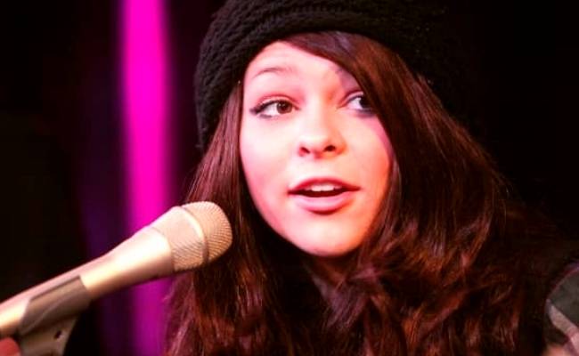 Popular female singer dies at 30, leaves fans shocked ft Cady Groves