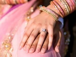 Popular Vijay TV serial actress gets engaged to the love of her life - viral pics!