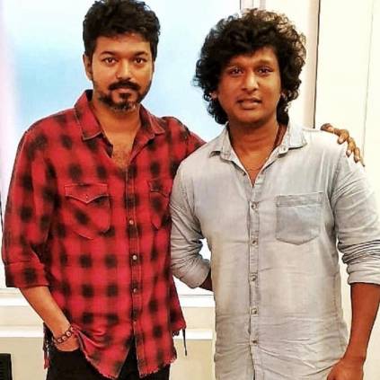 Rathna Kumar tweets about Thalapathy 64 director Lokesh Kanagaraj’s Kaithi