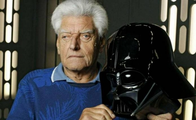 RIP Star Wars fame actor passes away - Condolences pour in RIP Darth Vader David Prowse