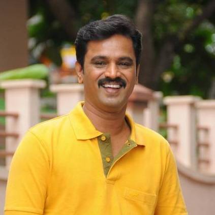 Sakshi Agarwal surprises Cheran on his birthday December 12