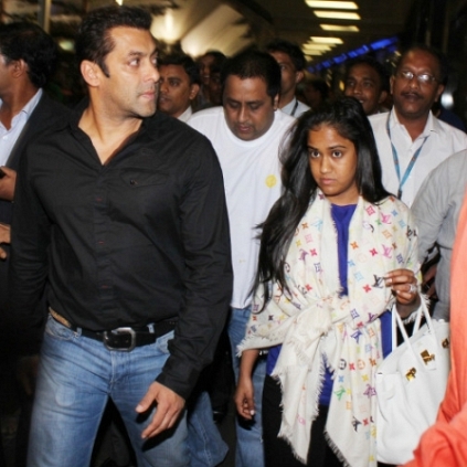 Salman Khan's sister Arpita Khan robbed off Rs. 3.25 Lakhs