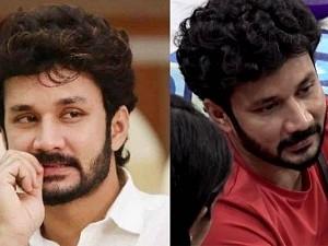 "I like you... Think and reply...!" - Sathya fame actor Vishnu falls in love with this actress? Watch viral video!