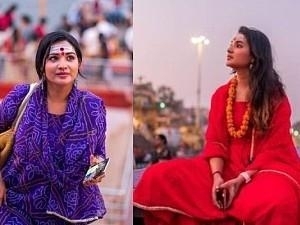 Sharanya Turadi visits Kashi - pics go viral!
