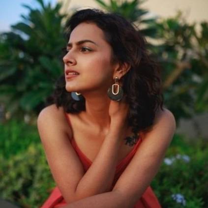 Shraddha Srinath to play heroine in actor Vishal's next film directed by Anand