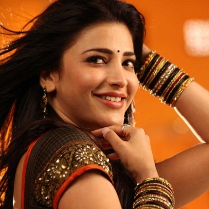 Shruti Haasan crosses 5 million followers in Twitter