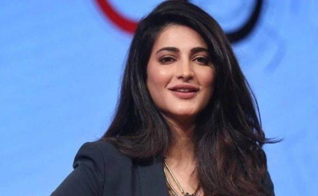 Shruti Haasan flaunts her toned abs while hula hooping; Don't miss this TRENDING video
