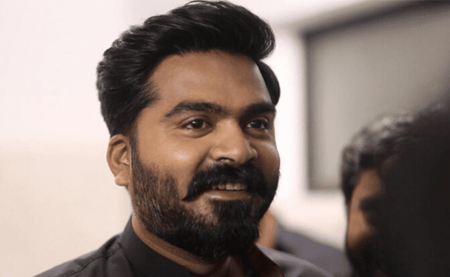 Simbu praises Ashok Selvan, Ritika Singh and VJS's OMK, director shares details