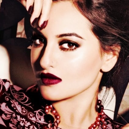 Sonakshi Sinha and Inglot cosmetics work together to break Guinness records.