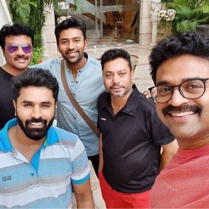 Thalapathy 64 actors share a group picture ft Shanthnu, Prem, Sanjeev