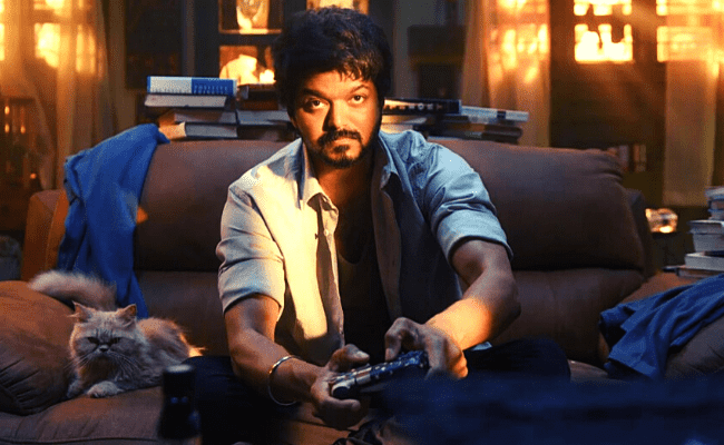Thalapathy Vijay’s unseen pic trying his best to disturb his son Sanjay is going viral