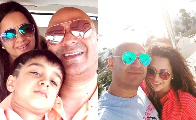 This is how 2000s Dream Girl Reema Sen looks like now