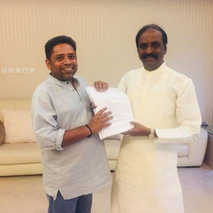 Vairamuthu rejects Seenu Ramasamy requests even after he will ready to pay Rs.10 Lakh for Seeman's song