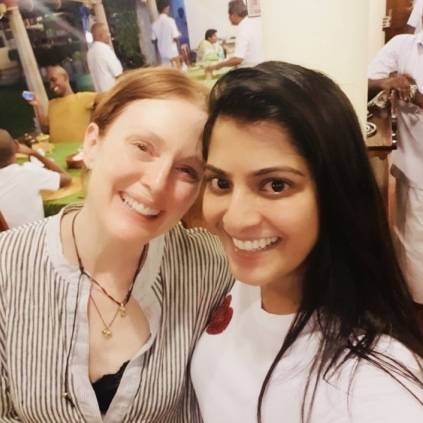 Varalaxmi Sarathkumar bumps into Julianne Moore in Karaikudi